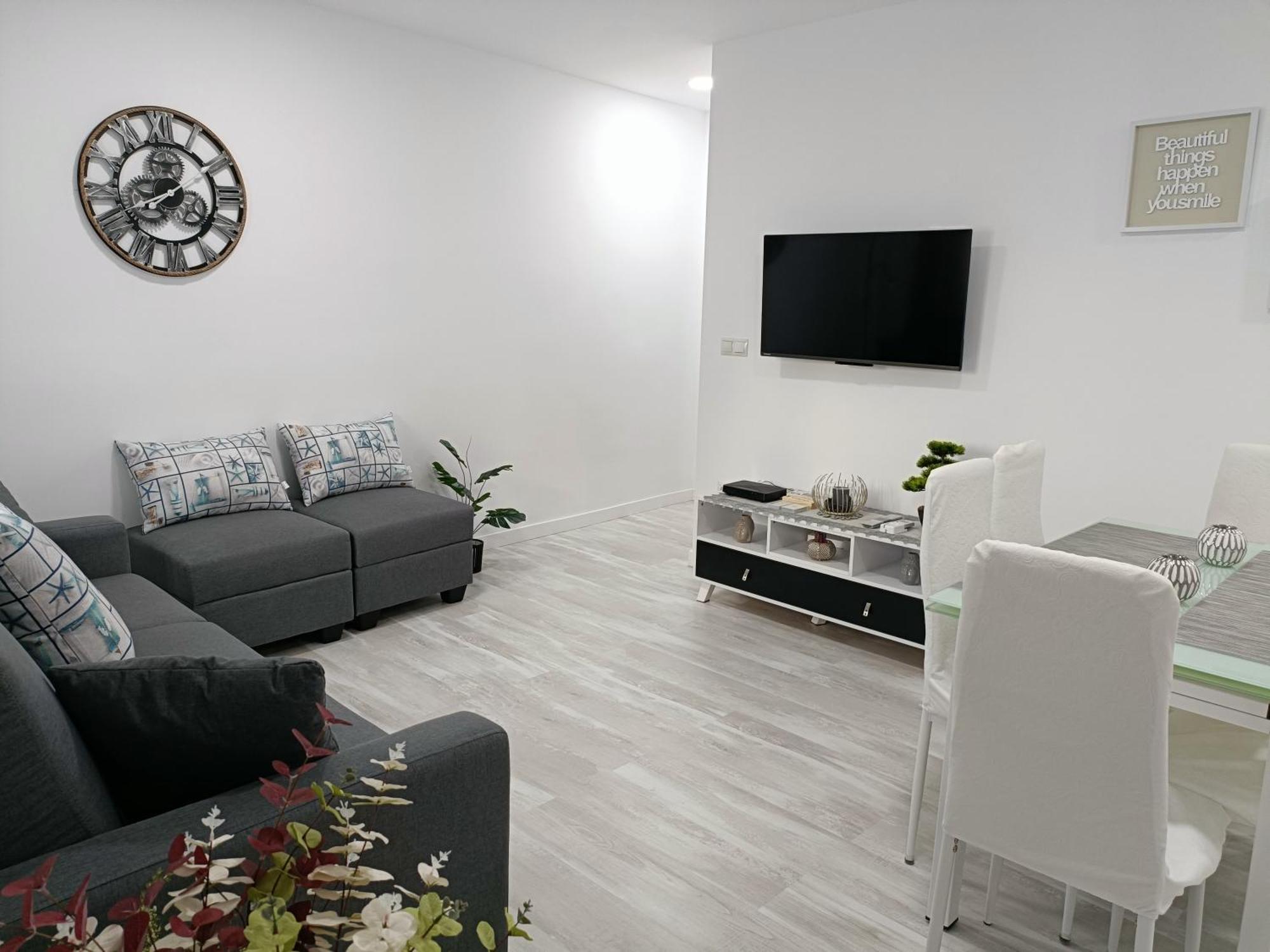 Mare De Deu, Vivienda Vacacional Para Familias Y Mayores De 25 Anos En El Grao De Gandia-Playa Playa de Gandia Esterno foto